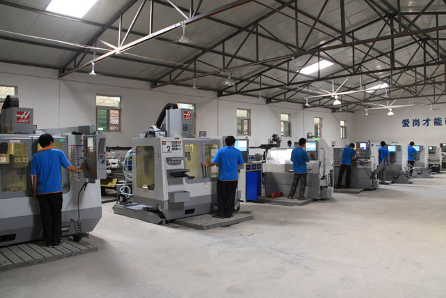 康斯特繼續(xù)投資完善機械加工廠建設